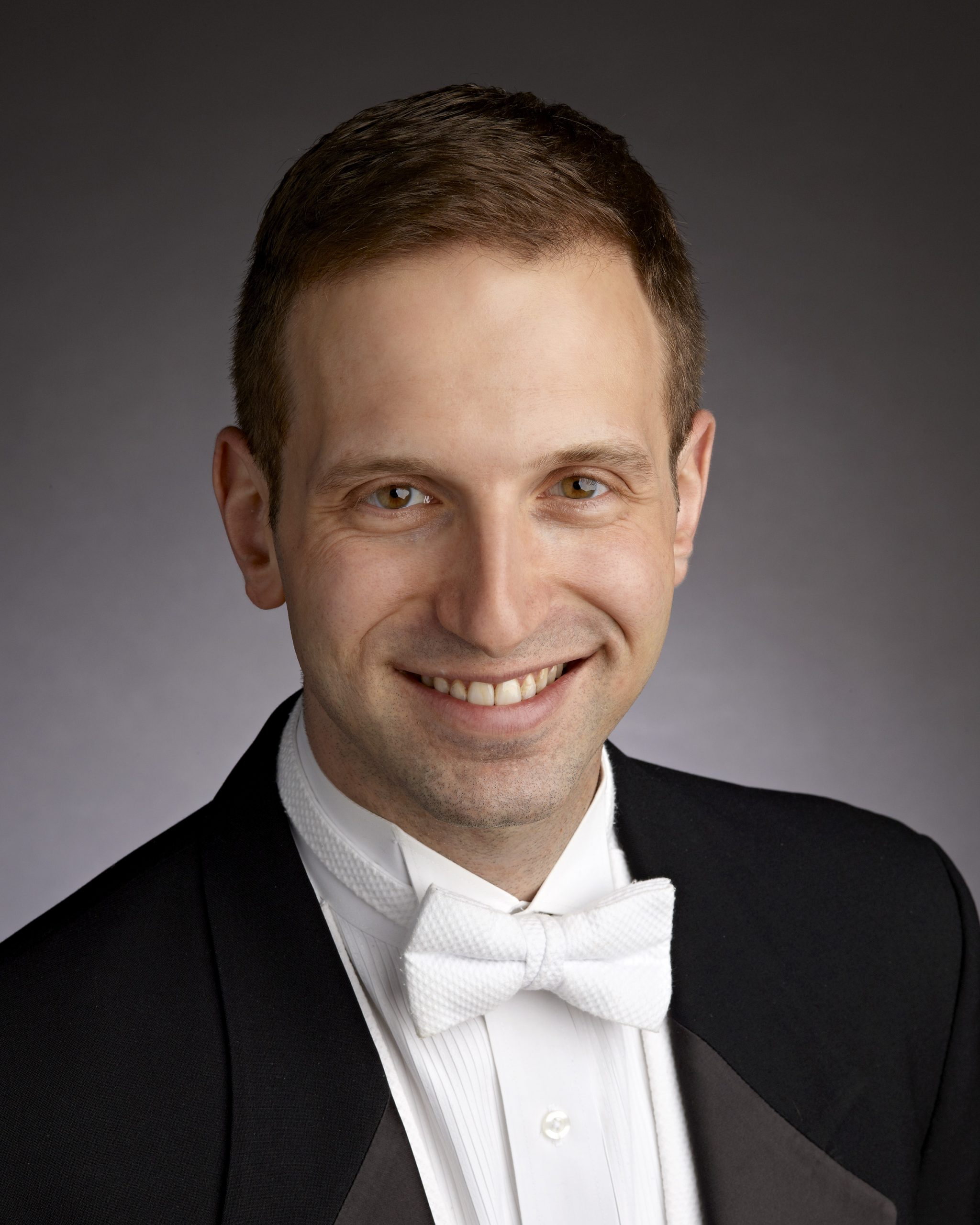 Daniel Singer headshot